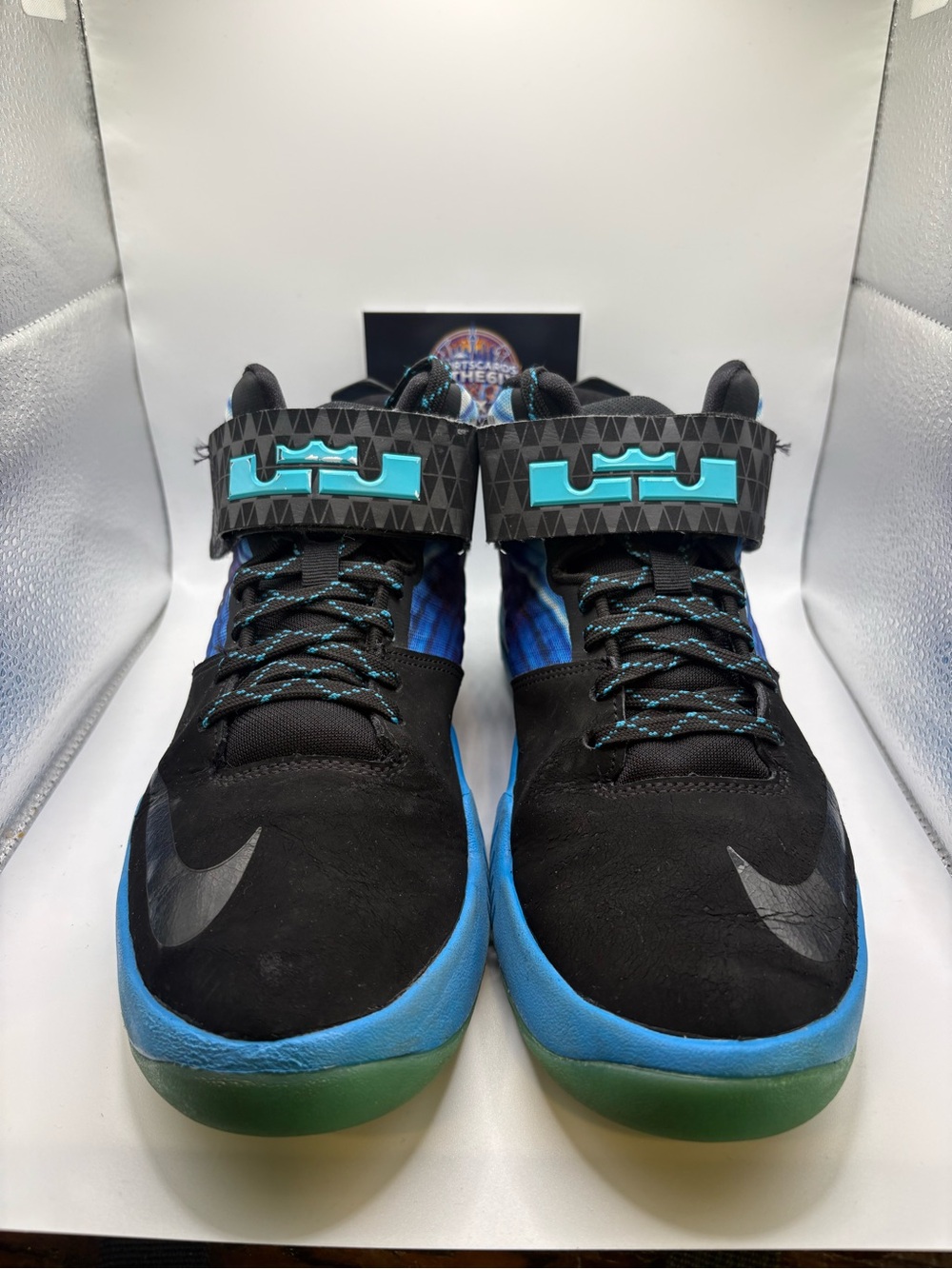 Nike LeBron GS Air Akronite Black/Beta Blue/Cyan 819832-004 Youth Size 6.5Y